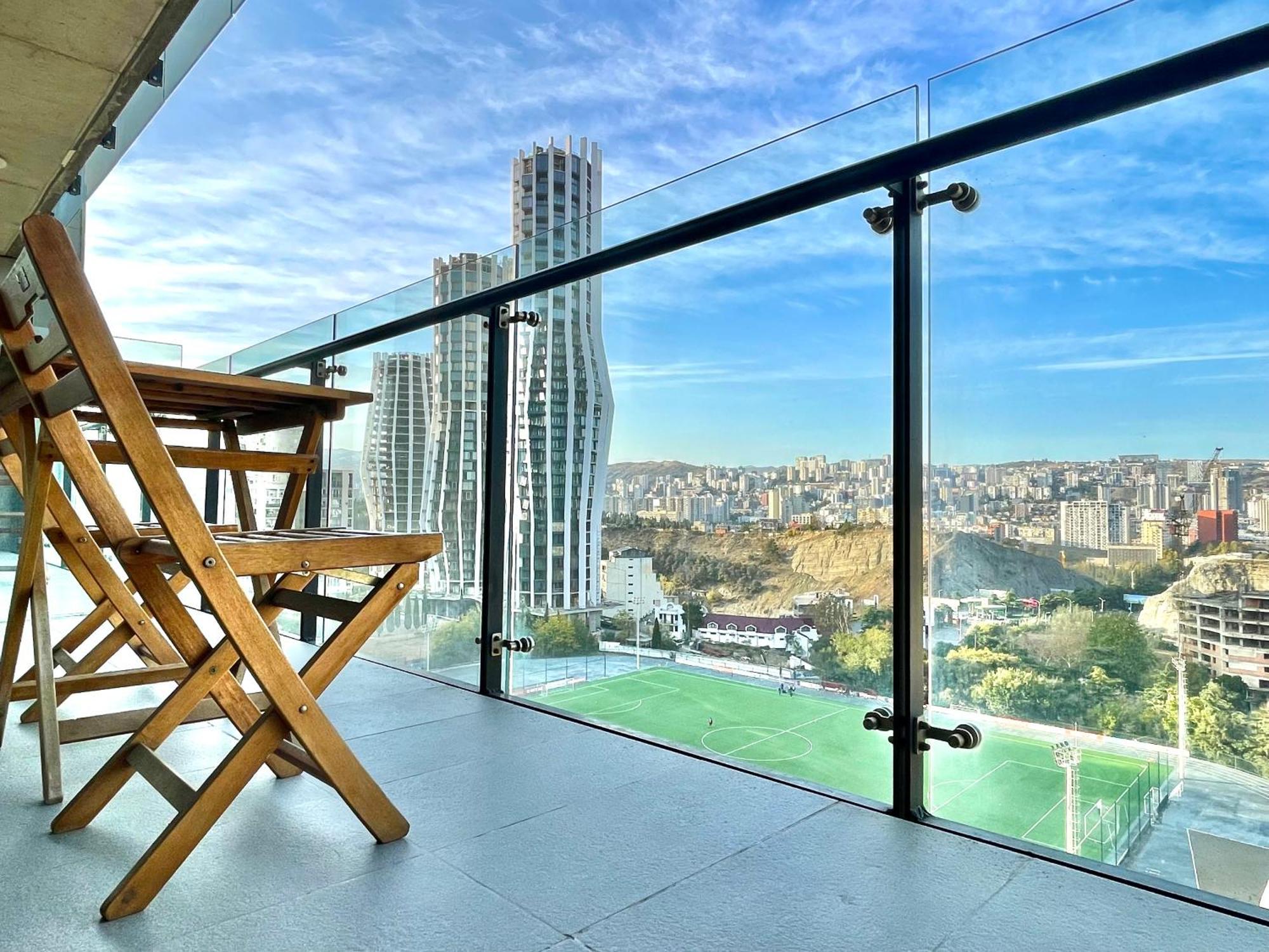 Full Comfort Apartment At Chavchavadze Tbilisi Exteriör bild
