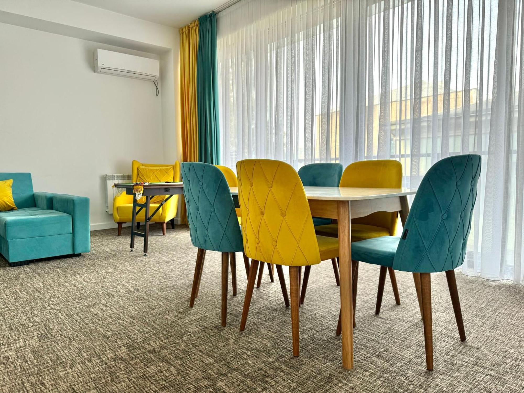 Full Comfort Apartment At Chavchavadze Tbilisi Exteriör bild